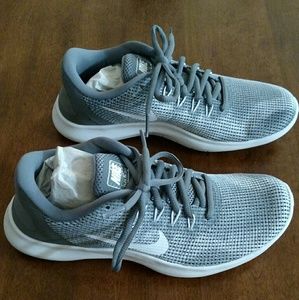 NIB Women's Nike Flex 2018 RN Size 6.5